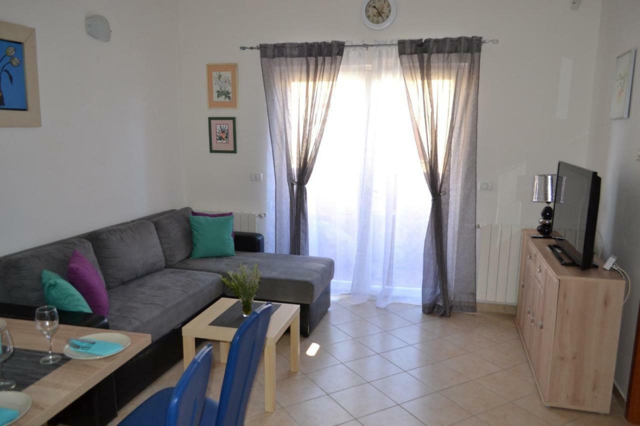 Apartment Din Banjole Kültér fotó